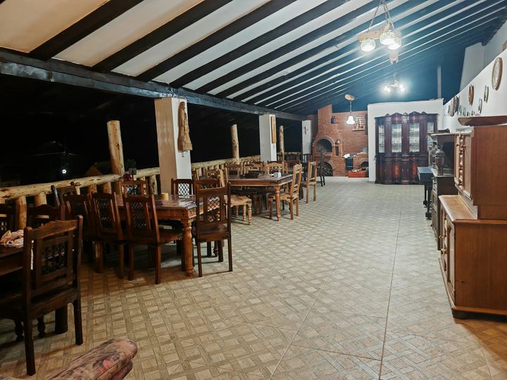 Foișorul – loc de masă pentru grupuri mari